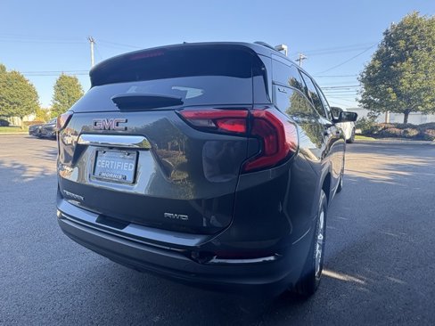 Used 2021 GMC Terrain SLE w/ Driver Convenience Package image 5
