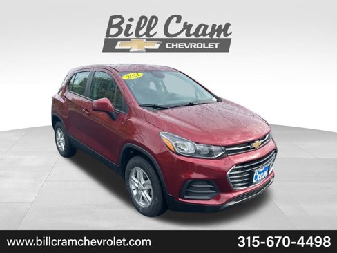 Used 2021 Chevrolet Trax LS image 1