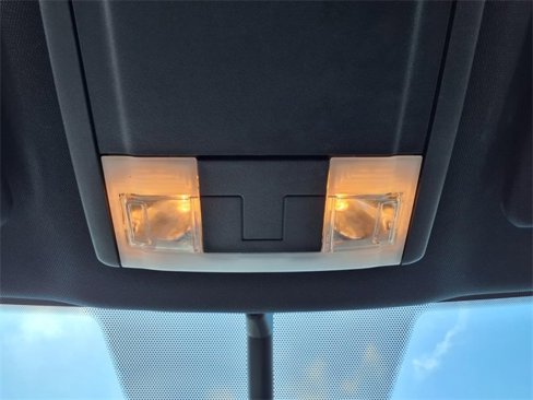 Used 2018 Ford Explorer XLT w/ Equipment Group 201A image 13