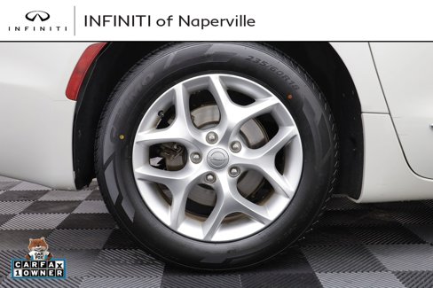 Used 2019 Chrysler Pacifica Touring-L Plus w/ Advanced Safetytec Group image 25