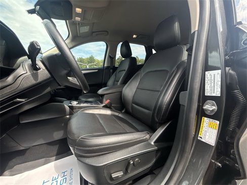 Used 2020 Ford Escape SEL image 13