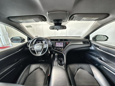 Used 2020 Toyota Camry SE image 22