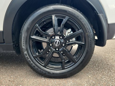 Certified 2023 Nissan Kicks SV image 7