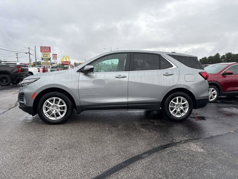 Used 2024 Chevrolet Equinox LT image 2