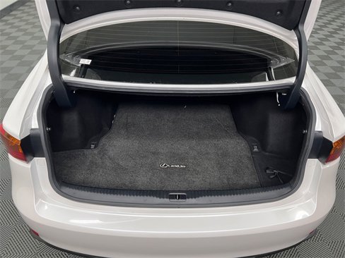 Certified 2019 Lexus IS 300 image 9