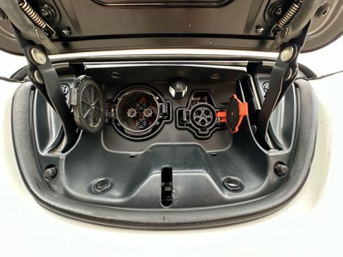 Used 2013 Nissan Leaf SV image 37