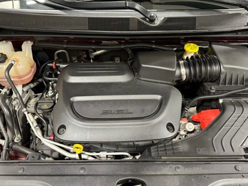Used 2021 Chrysler Voyager Lxi image 34