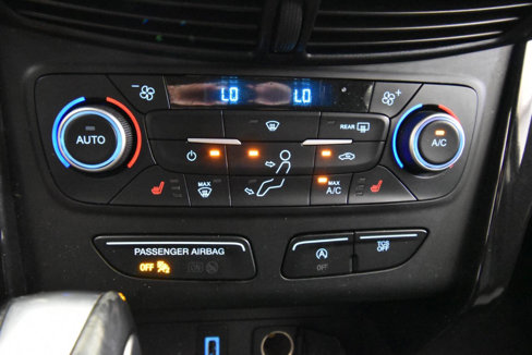 Used 2019 Ford Escape SE image 19
