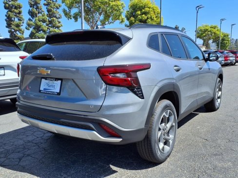 New 2025 Chevrolet Trax LT w/ Driver Confidence Package image 5
