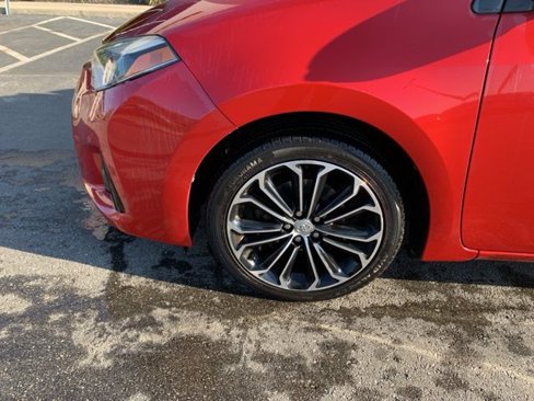 Used 2016 Toyota Corolla S Premium image 9