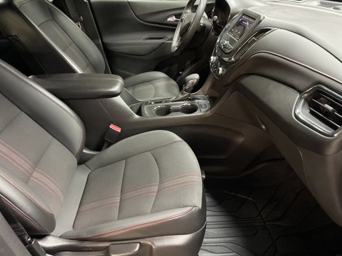 Used 2022 Chevrolet Equinox RS image 35