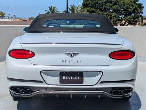 Certified 2021 Bentley Continental GT image 10