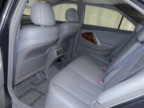 Used 2009 Toyota Camry XLE image 17