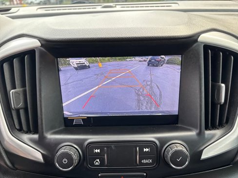Used 2020 GMC Terrain SLT w/ Preferred Package image 22