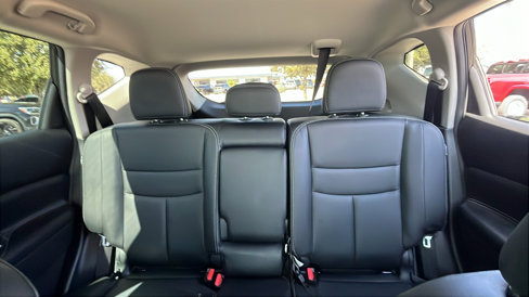 Used 2022 Nissan Murano SV image 23