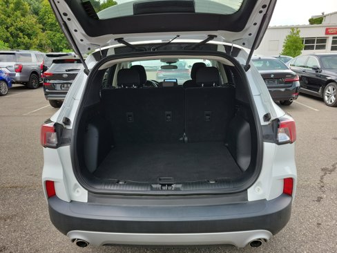Used 2021 Ford Escape SE image 11