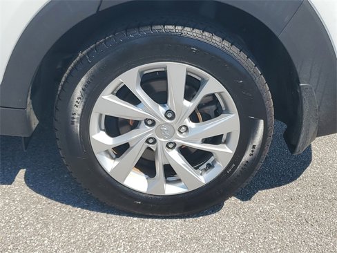 Used 2021 Hyundai Tucson SE image 31