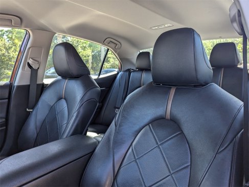 Used 2019 Toyota Camry XLE image 23
