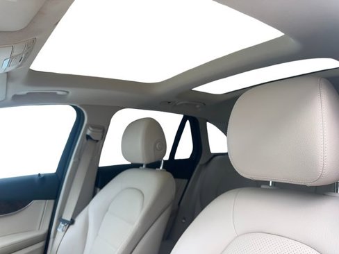 Used 2017 Mercedes-Benz GLC 300 image 7