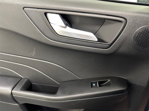 Used 2023 Ford Escape SE w/ PHEV Premium Package image 18