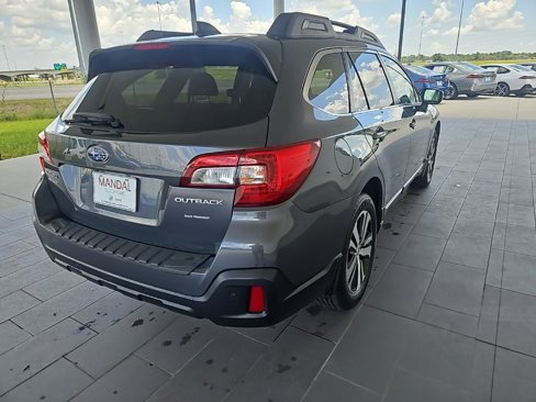 Used 2018 Subaru Outback 2.5i Limited image 7