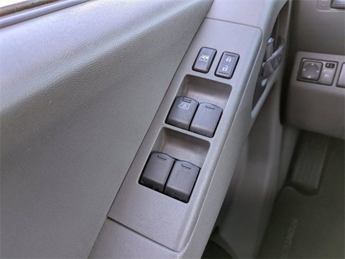 Used 2014 Nissan Frontier Desert Runner image 22
