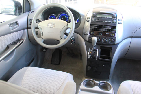 Used 2007 Toyota Sienna LE image 9