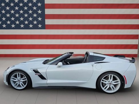 Used 2019 Chevrolet Corvette Stingray Coupe w/ 1LT image 6