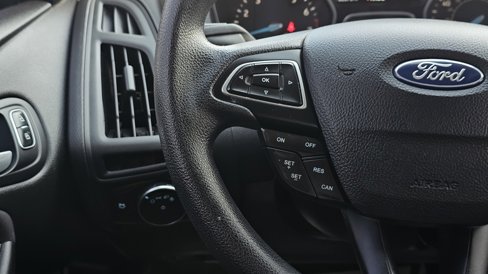 Used 2016 Ford Focus SE image 17