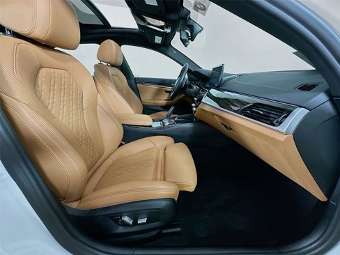 Used 2022 BMW 530i xDrive w/ Convenience Package image 29