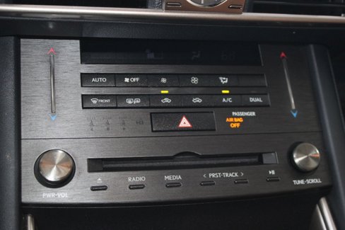 Used 2020 Lexus IS 300 image 16