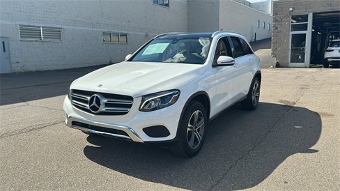 Used 2019 Mercedes-Benz GLC 300 4MATIC image 9