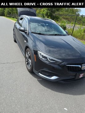 Used 2019 Buick Regal Essence w/ Driver Confidence Package I image 2