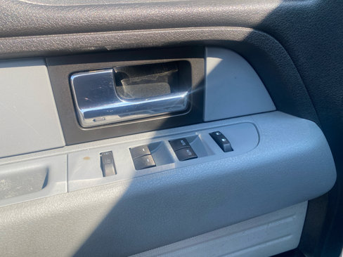 Used 2012 Ford F150 XLT w/ XLT Chrome Pkg image 12