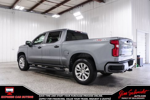Used 2021 Chevrolet Silverado 1500 Custom w/ LPO, Dark Essentials Package image 4