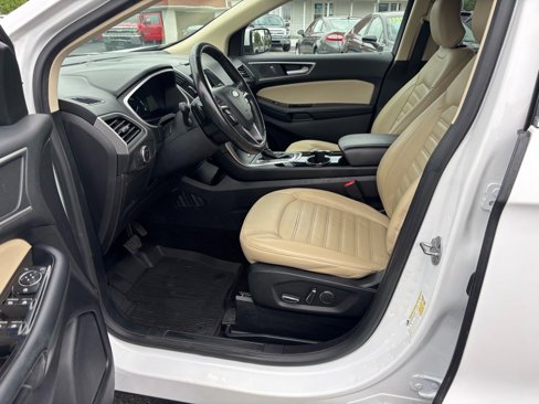 Used 2018 Ford Edge SEL w/ Equipment Group 201A image 11
