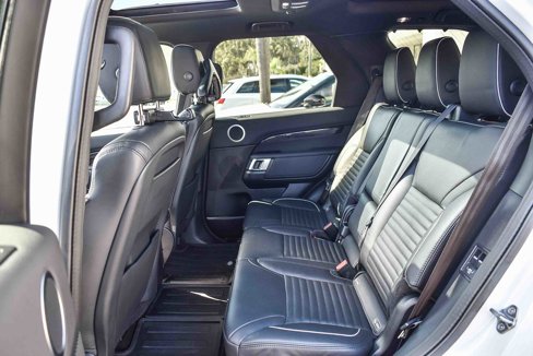 Used 2019 Land Rover Discovery HSE image 20