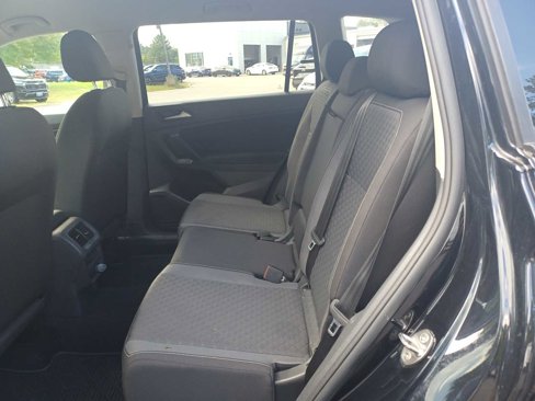 Used 2021 Volkswagen Tiguan S image 12