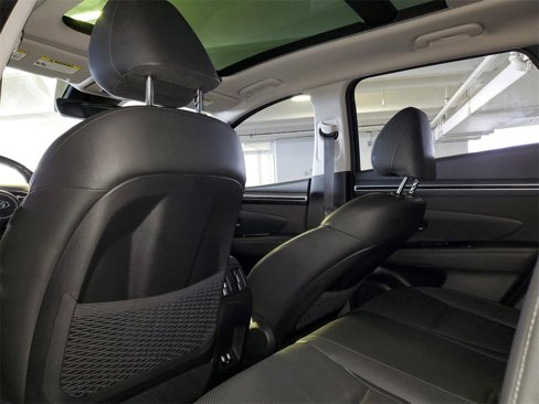 Certified 2022 Hyundai Tucson Limited image 10