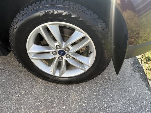 Used 2018 Ford Edge SEL w/ Equipment Group 201A image 6