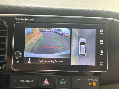 Used 2018 Mitsubishi Outlander SEL image 23