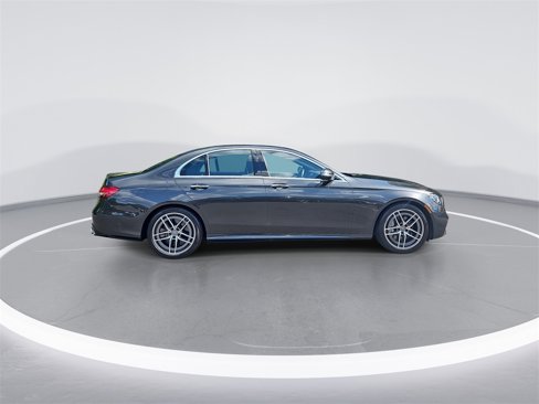 Used 2021 Mercedes-Benz E 53 AMG 4MATIC Sedan image 4