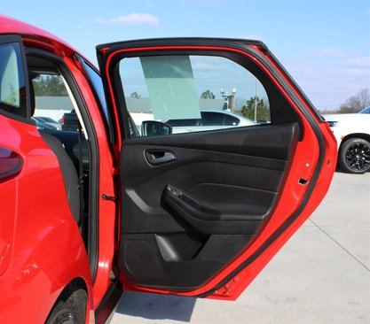 Used 2012 Ford Focus SE image 27