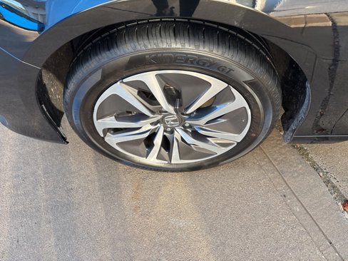 Used 2018 Honda Accord Touring image 31