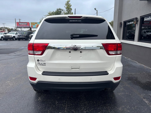 Used 2011 Jeep Grand Cherokee Laredo image 3