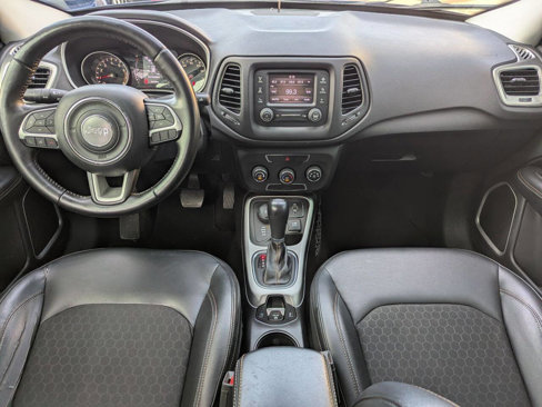 Used 2017 Jeep Compass Latitude image 15