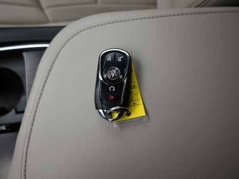 Used 2020 Buick Enclave Essence w/ Sport Touring Edition image 19