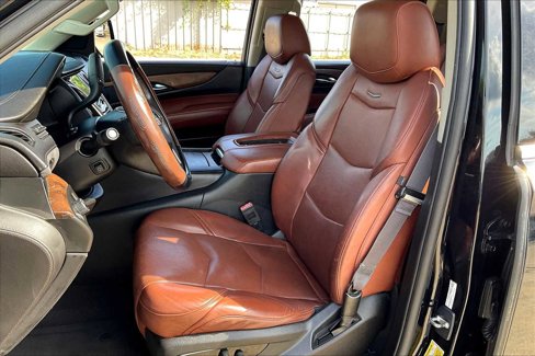 Used 2016 Cadillac Escalade ESV Premium image 7