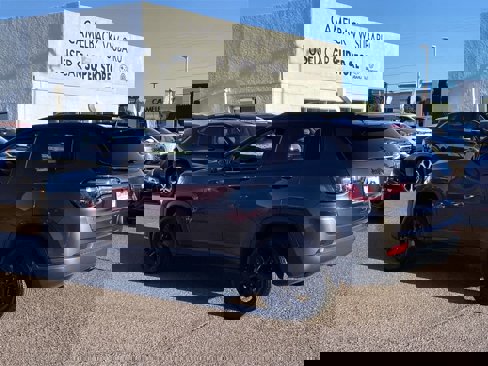 Used 2021 Jeep Compass Latitude image 5