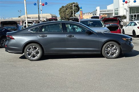 Used 2024 Honda Accord EX image 2